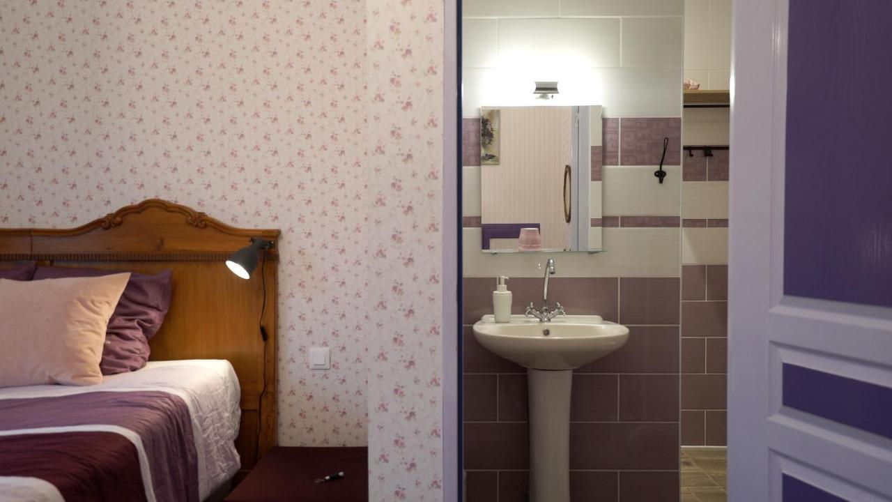 Bed and Breakfast Au Chapitre Rozoy-sur-Serre Екстер'єр фото