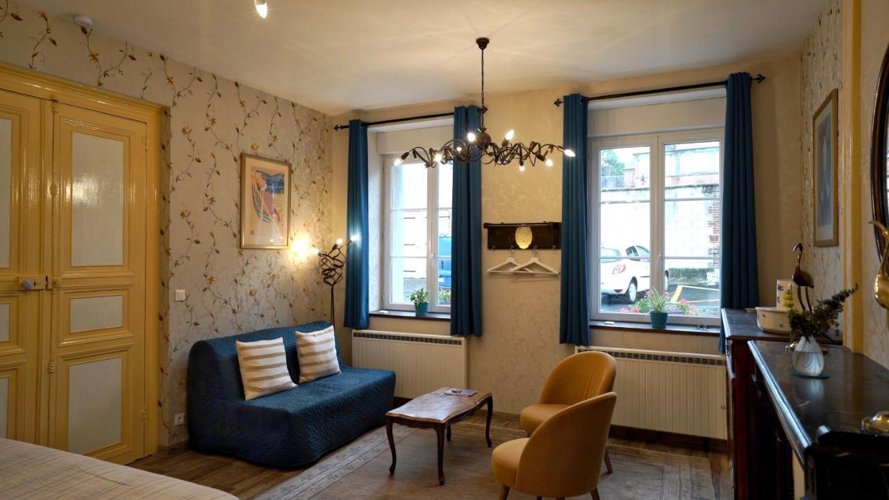 Bed and Breakfast Au Chapitre Rozoy-sur-Serre Екстер'єр фото