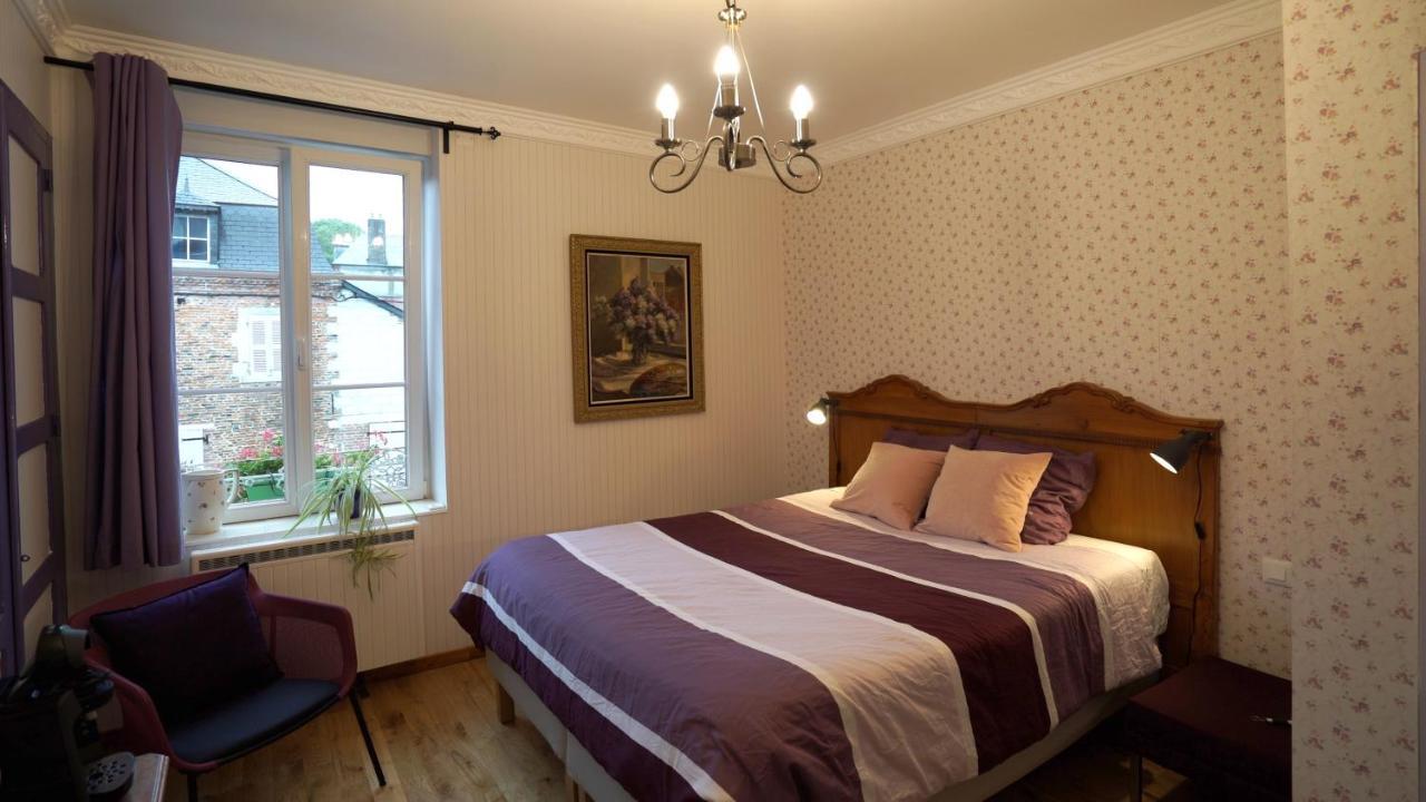 Bed and Breakfast Au Chapitre Rozoy-sur-Serre Екстер'єр фото